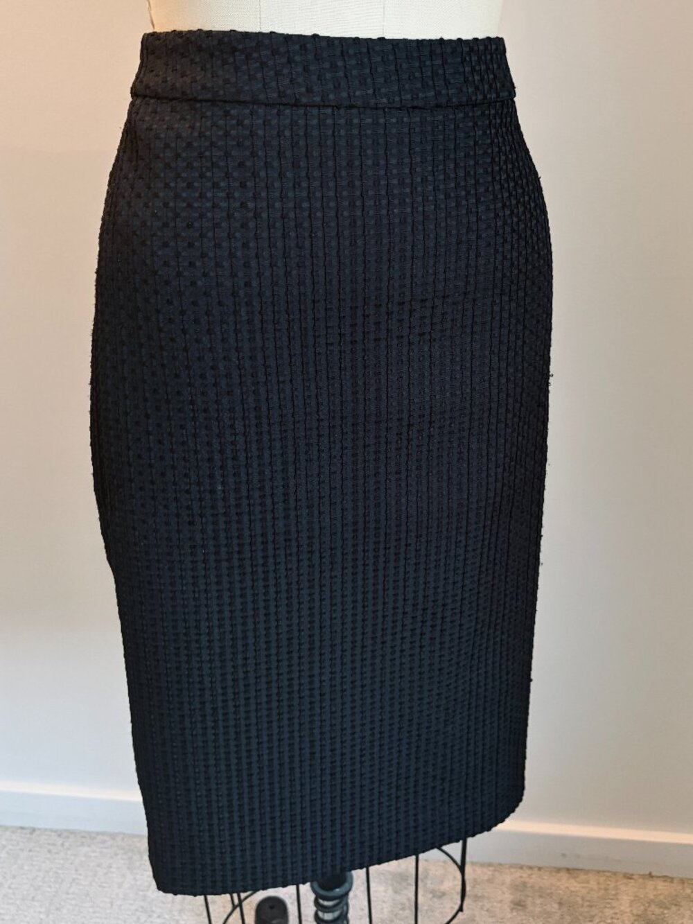 Ann Taylor Black Textured Micro-Grid Jacquard Weave Pencil Skirt- 4